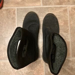 Womens Charlie Bogs size 11